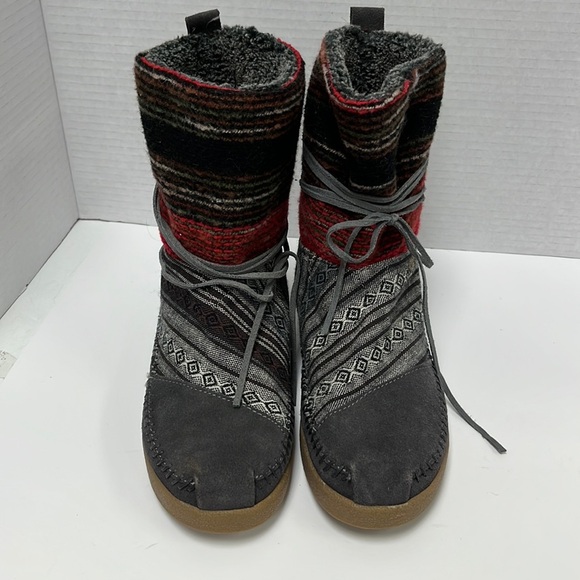 Toms gray Nepal moccasin suede & fleece short boots. - Picture 1 of 5